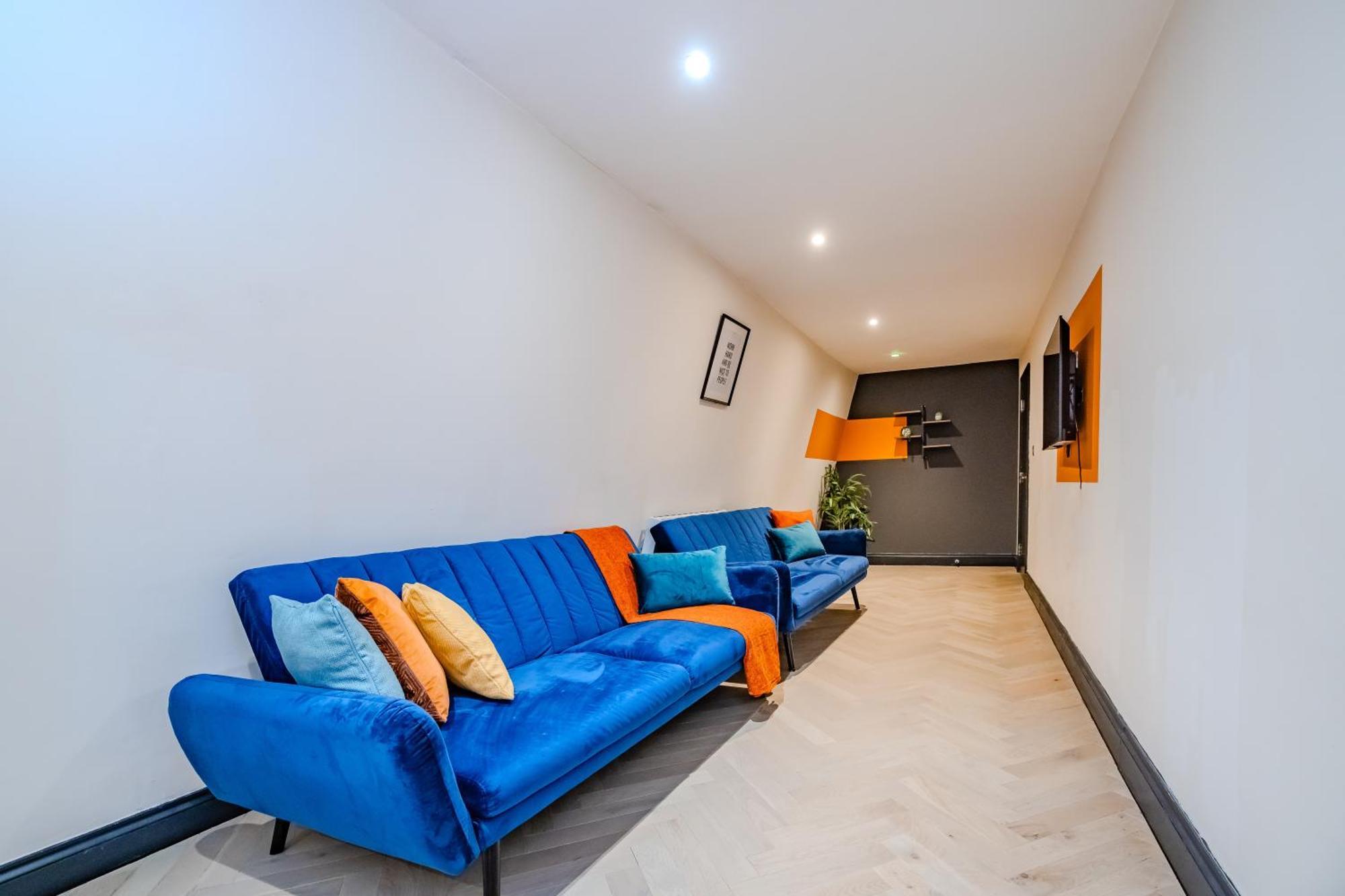 3 Bedroom 2 Bathroom I Super Location I Sleep 9 Guests Apartment Brighton